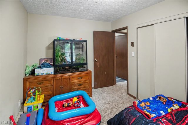 1392 Homestead Drive, East Liverpool, OH 43920