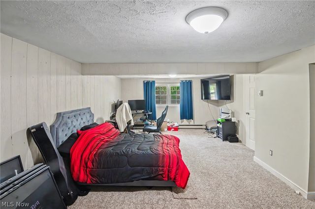 1392 Homestead Drive, East Liverpool, OH 43920