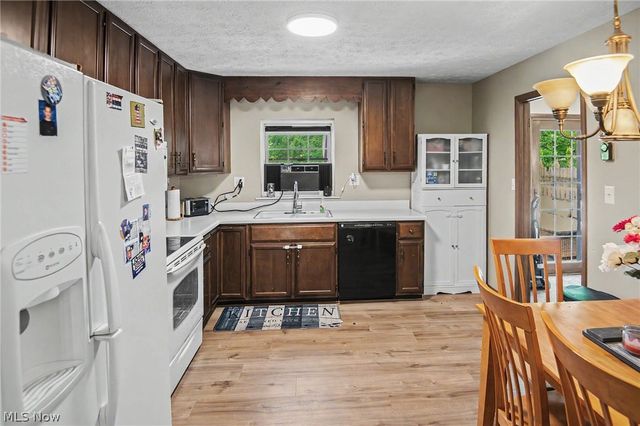 1392 Homestead Drive, East Liverpool, OH 43920