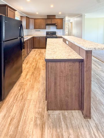 4883 Russet Avenue, Muskegon, MI 49442