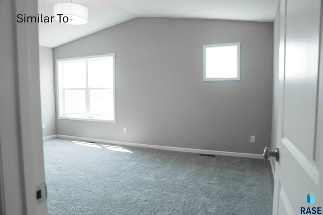 6401 W Valentine St Street, Sioux Falls, SD 57107