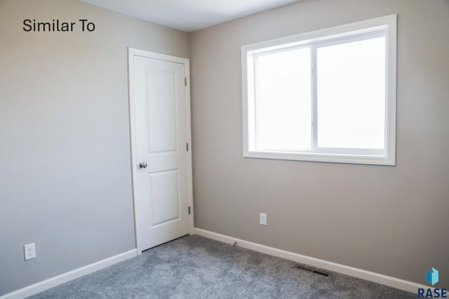 6401 W Valentine St Street, Sioux Falls, SD 57107