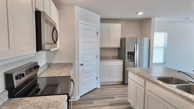 6496 Firefly Drive, Milton, FL 32583