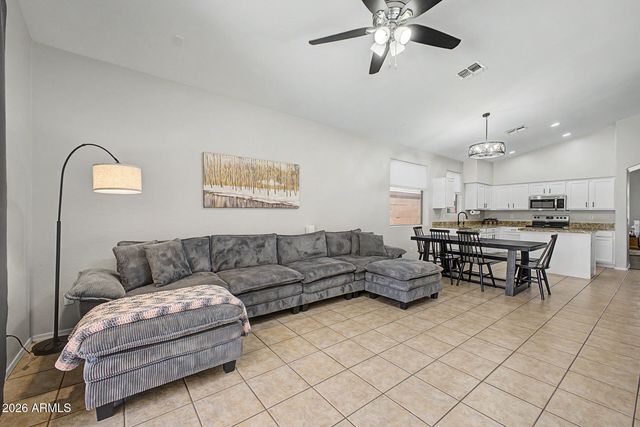 18183 W DESERT BLOSSOM Drive, Goodyear, AZ 85338