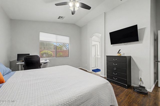 18183 W DESERT BLOSSOM Drive, Goodyear, AZ 85338