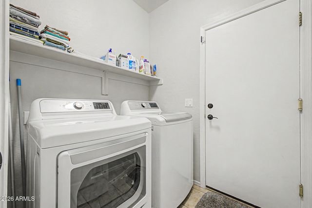 18183 W DESERT BLOSSOM Drive, Goodyear, AZ 85338