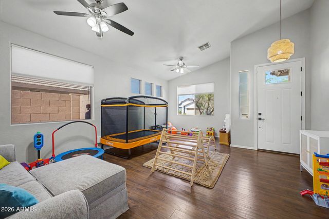 18183 W DESERT BLOSSOM Drive, Goodyear, AZ 85338