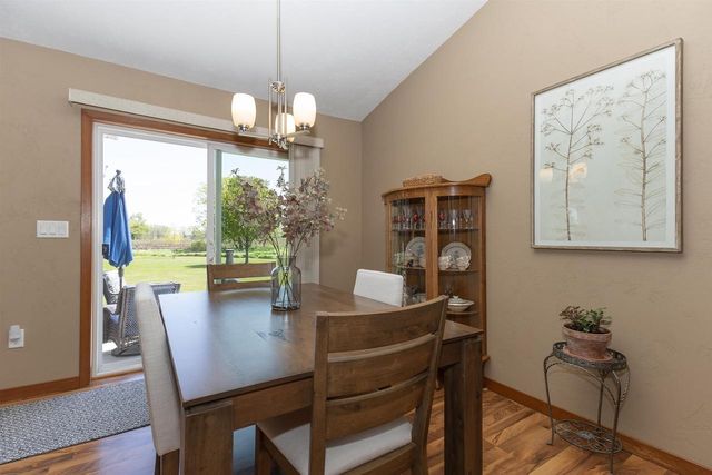 1104 CHARLENE AVENUE, Omro, WI 54963