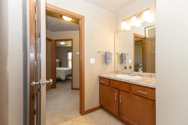 1104 CHARLENE AVENUE, Omro, WI 54963