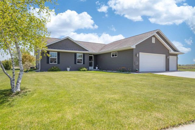 1104 CHARLENE AVENUE, Omro, WI 54963