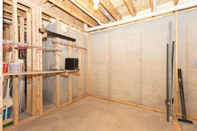 1104 CHARLENE AVENUE, Omro, WI 54963