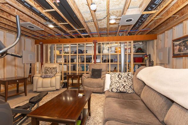 1104 CHARLENE AVENUE, Omro, WI 54963