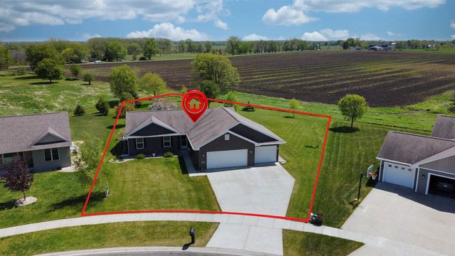 1104 CHARLENE AVENUE, Omro, WI 54963