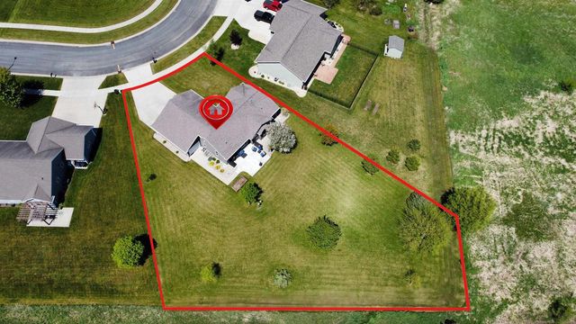 1104 CHARLENE AVENUE, Omro, WI 54963
