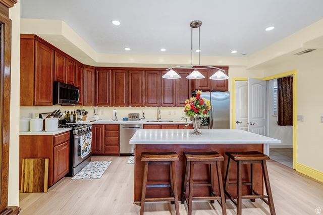 12384 S OVERLOOK RIDGE CT, Riverton, UT 84065