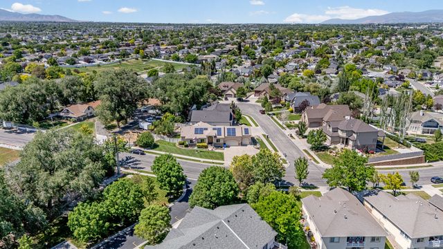 12384 S OVERLOOK RIDGE CT, Riverton, UT 84065