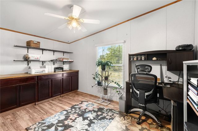 2150 E Thompson Avenue, Kingman, AZ 86409