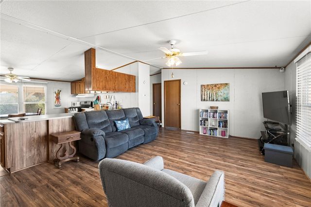 2150 E Thompson Avenue, Kingman, AZ 86409