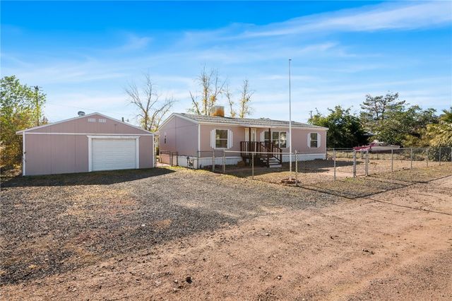 2150 E Thompson Avenue, Kingman, AZ 86409