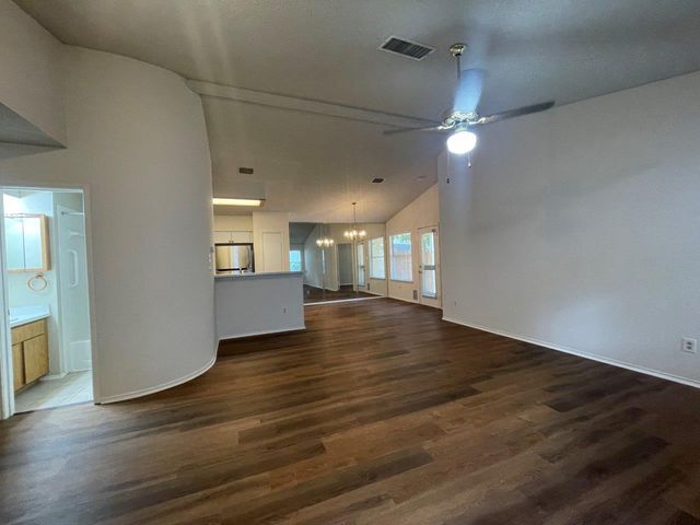 12607 Olympiad DR, Austin, TX 78729