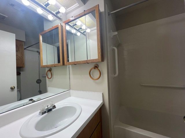 12607 Olympiad DR, Austin, TX 78729