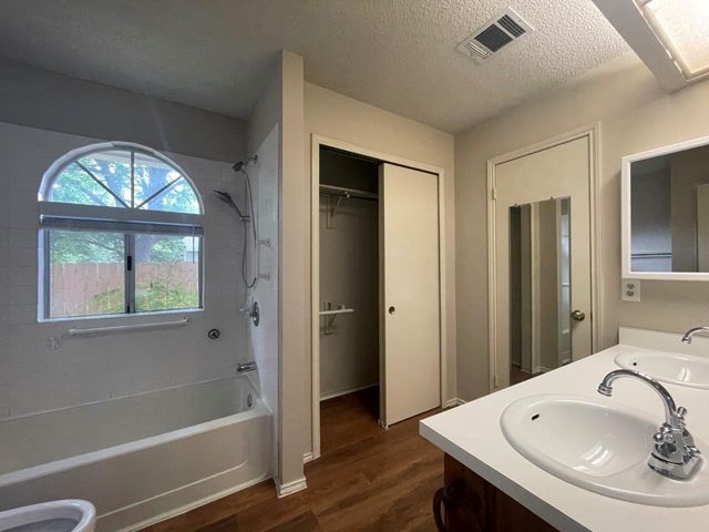 12607 Olympiad DR, Austin, TX 78729