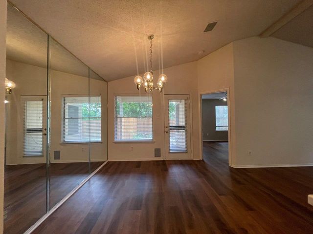 12607 Olympiad DR, Austin, TX 78729