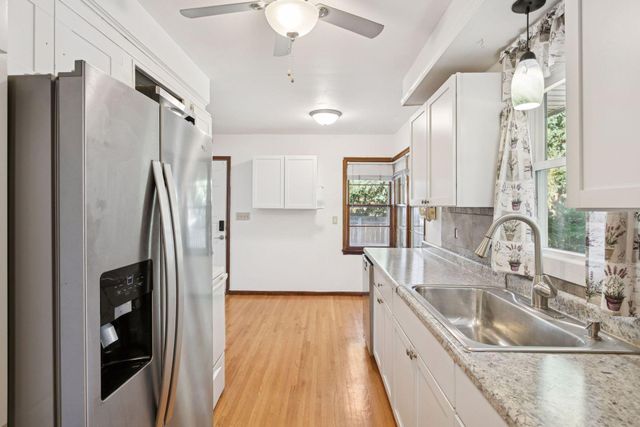 1410 Hillsboro Avenue S, Saint Louis Park, MN 55426