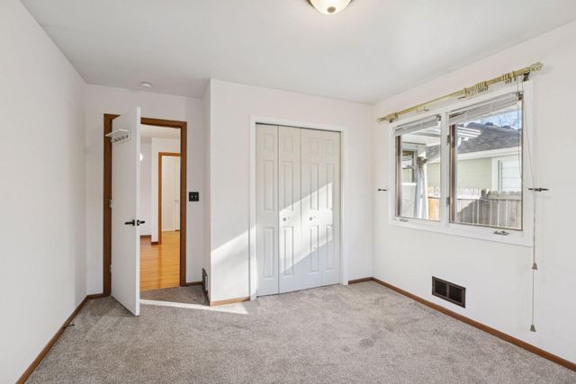 1410 Hillsboro Avenue S, Saint Louis Park, MN 55426