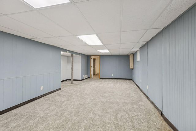 1410 Hillsboro Avenue S, Saint Louis Park, MN 55426