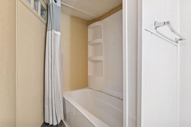 1410 Hillsboro Avenue S, Saint Louis Park, MN 55426