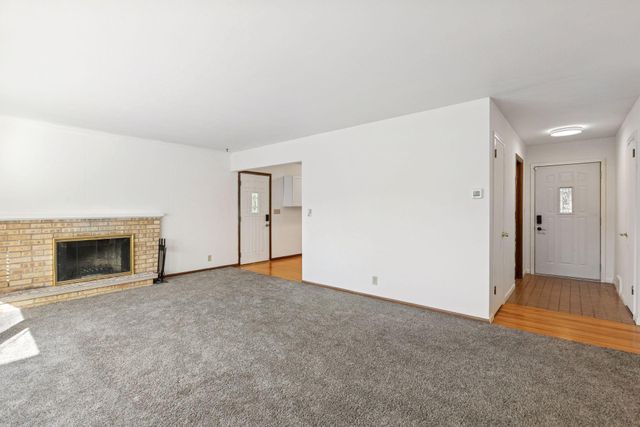 1410 Hillsboro Avenue S, Saint Louis Park, MN 55426