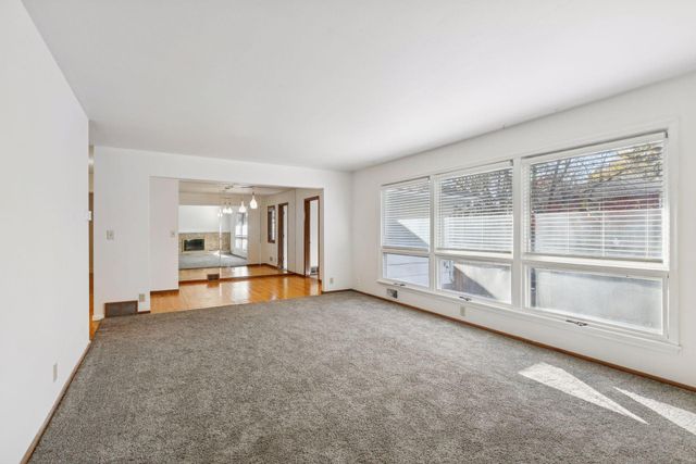 1410 Hillsboro Avenue S, Saint Louis Park, MN 55426