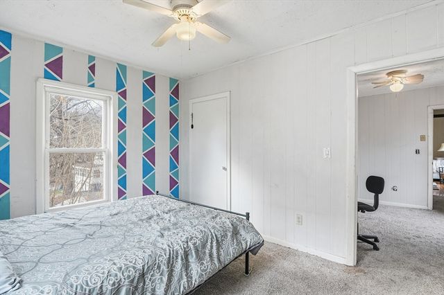 21 Whitman St, Leominster, MA 01453