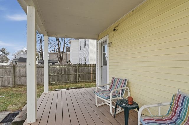 21 Whitman St, Leominster, MA 01453