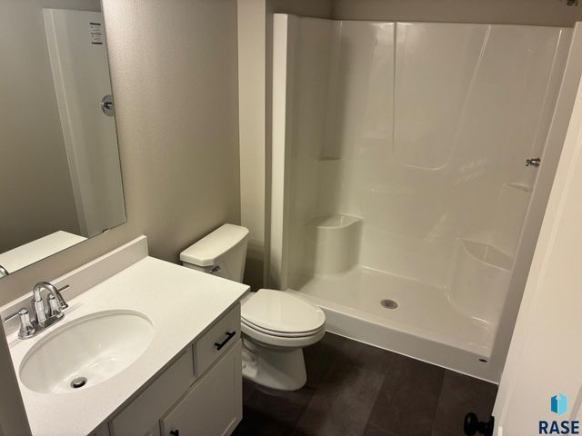 2808 S Copper Creek Ave Avenue, Sioux Falls, SD 57110