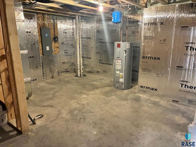 2808 S Copper Creek Ave Avenue, Sioux Falls, SD 57110