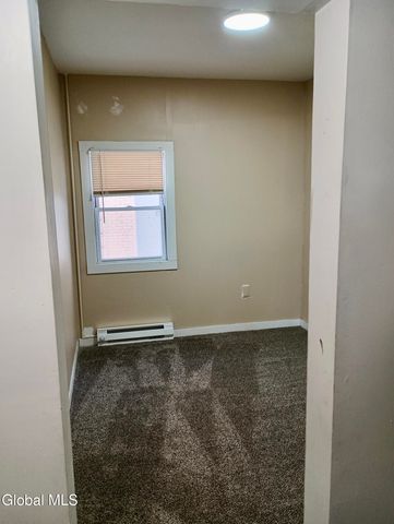 321 N 4th Avenue, Mechanicville, NY 12118