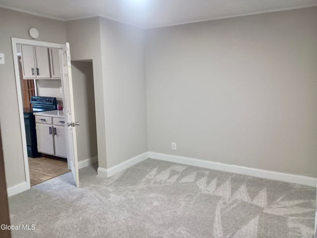 321 N 4th Avenue, Mechanicville, NY 12118