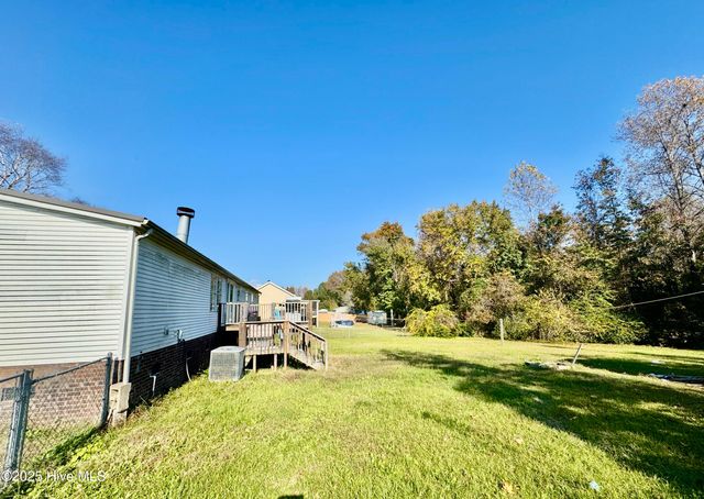 110 Hidden Creek Drive, Swansboro, NC 28584