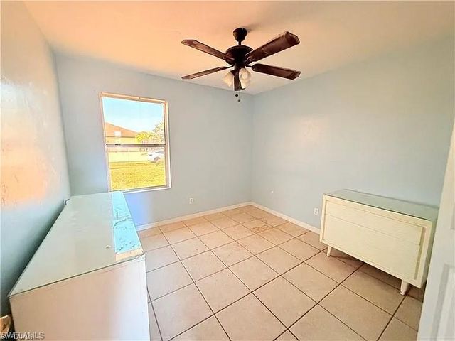 419 16th PL, Cape Coral, FL 33909