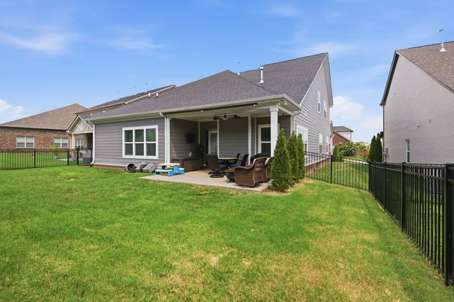 531 Lingering Way, Hendersonville, TN 37075