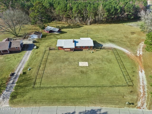 5474 Deans Road, Battleboro, NC 27809