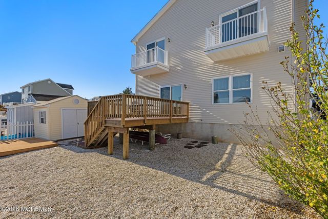 67 Glenn Drive, Manahawkin, NJ 08050