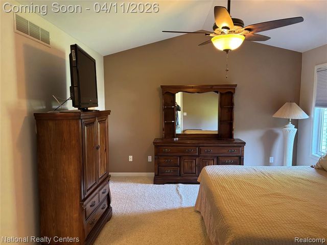 52242 Mitchell Lane 18, Macomb, MI 48042