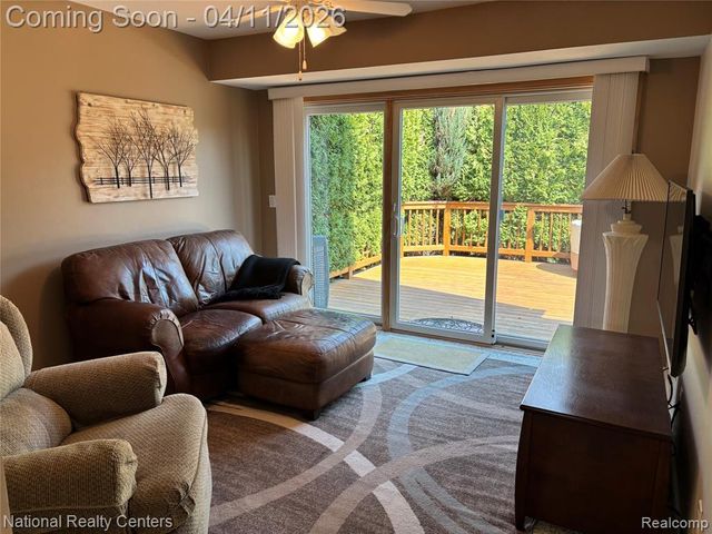 52242 Mitchell Lane 18, Macomb, MI 48042