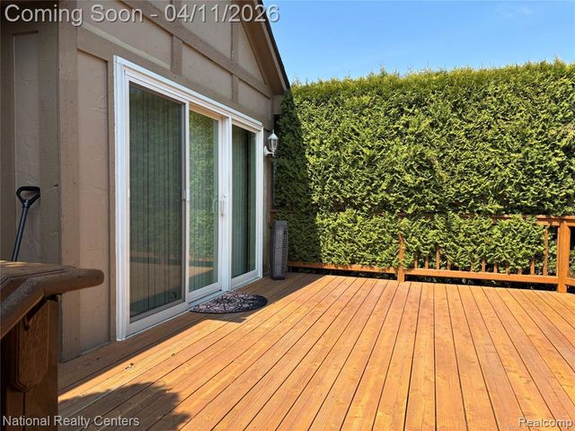 52242 Mitchell Lane 18, Macomb, MI 48042