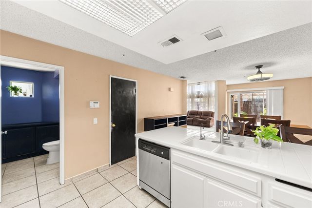 11394 Azure Court, Fontana, CA 92337