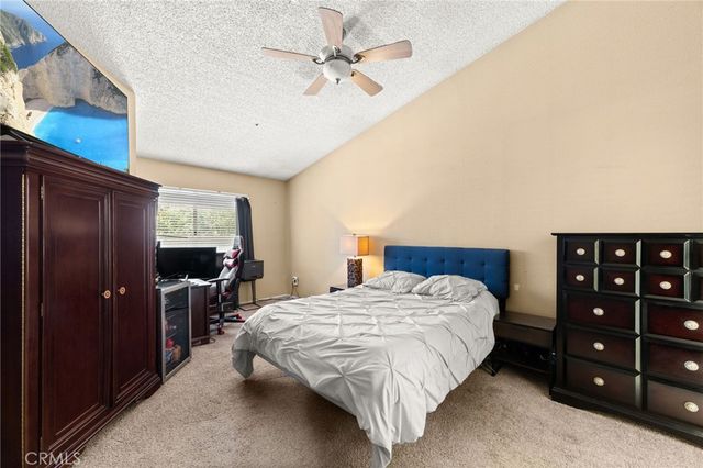 11394 Azure Court, Fontana, CA 92337