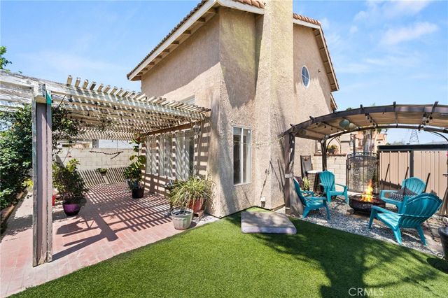 11394 Azure Court, Fontana, CA 92337